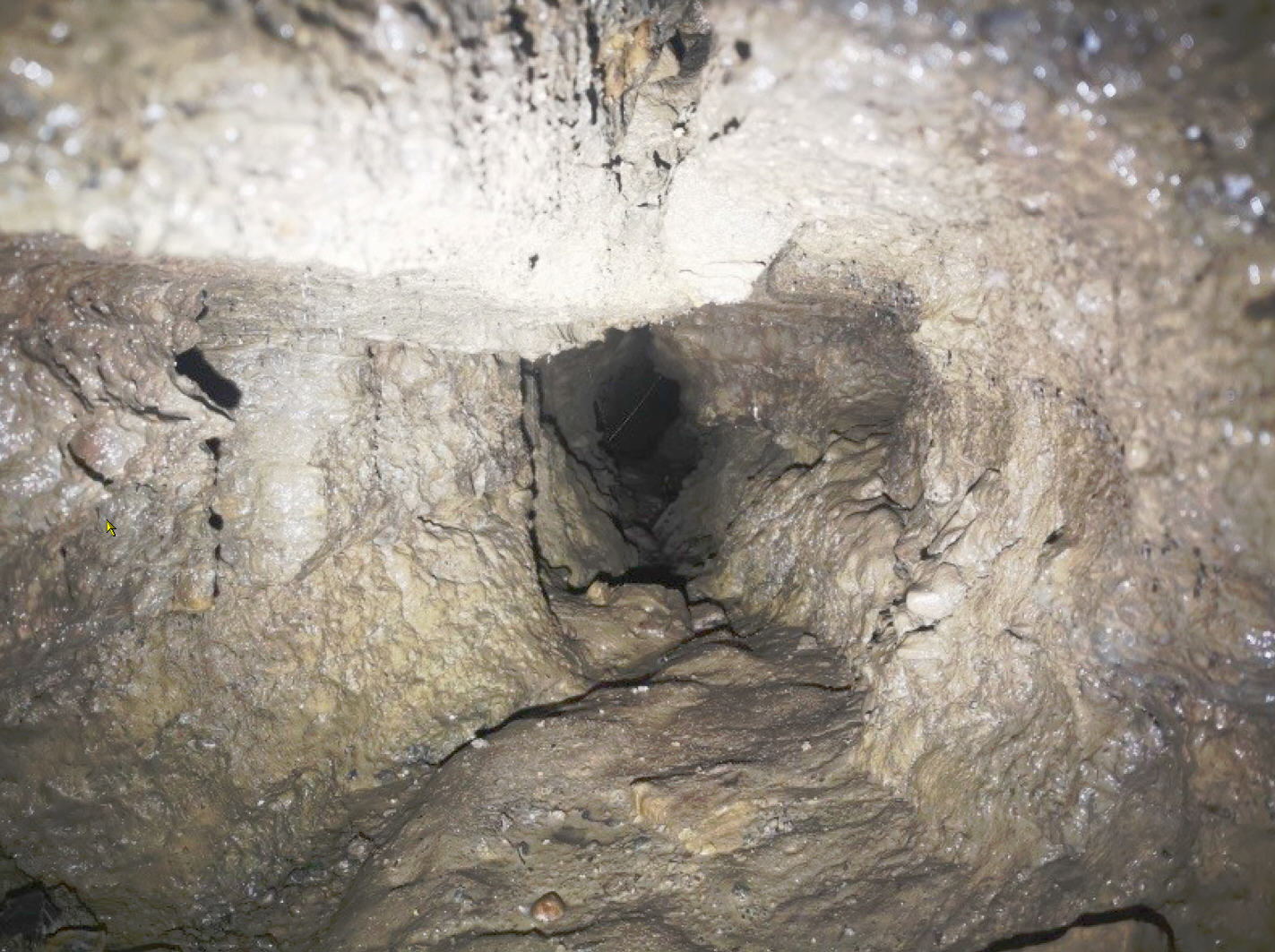Felsenröhre der Steinbrecherhöhle